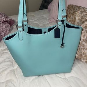 Coach tote